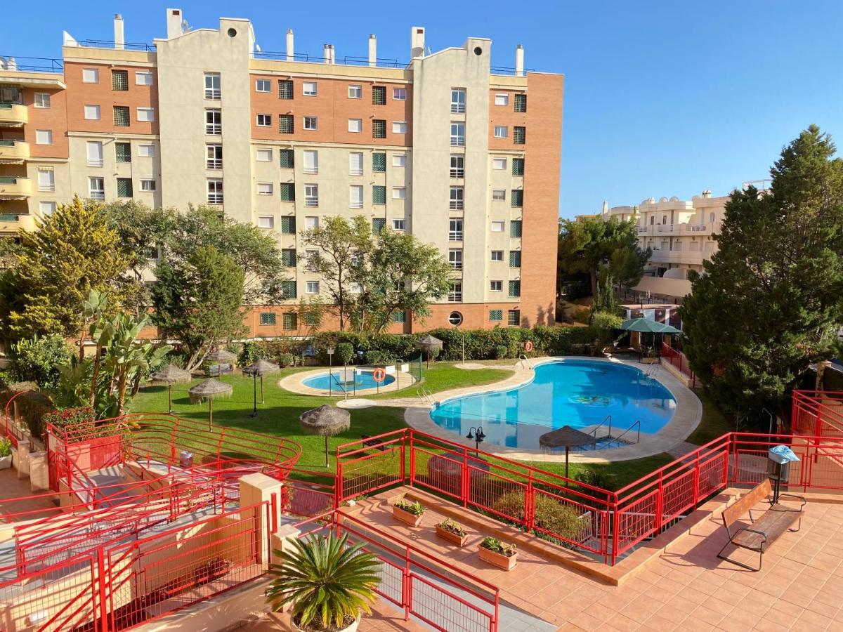פואנגירולה Costa Del Sol Seaside Studio - 5 Mins From Beach מראה חיצוני תמונה
