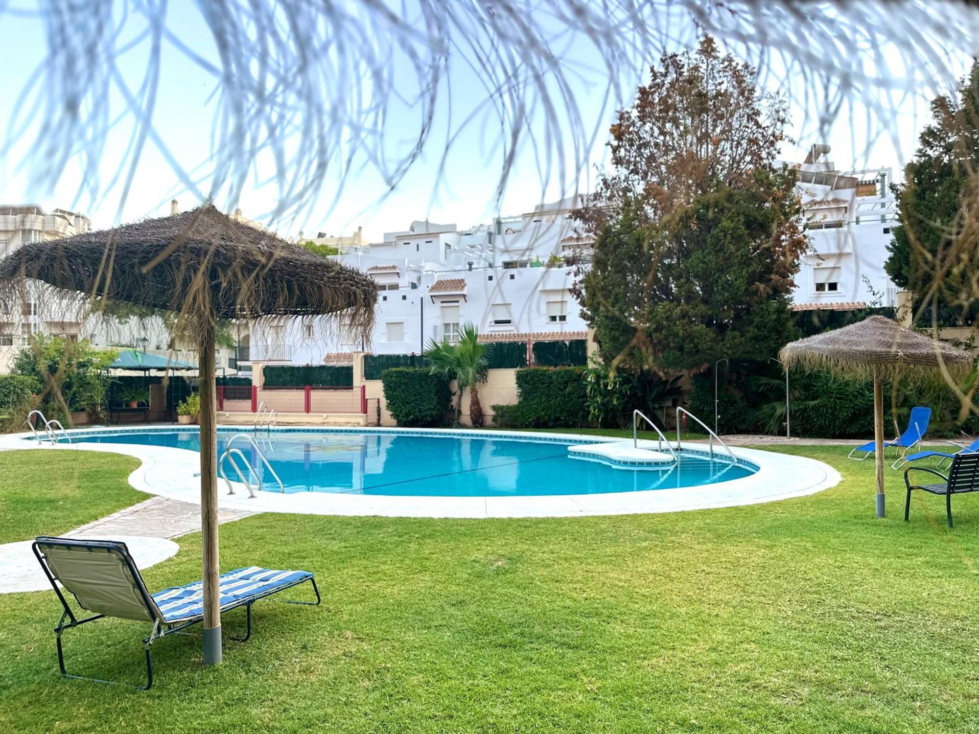 פואנגירולה Costa Del Sol Seaside Studio - 5 Mins From Beach מראה חיצוני תמונה