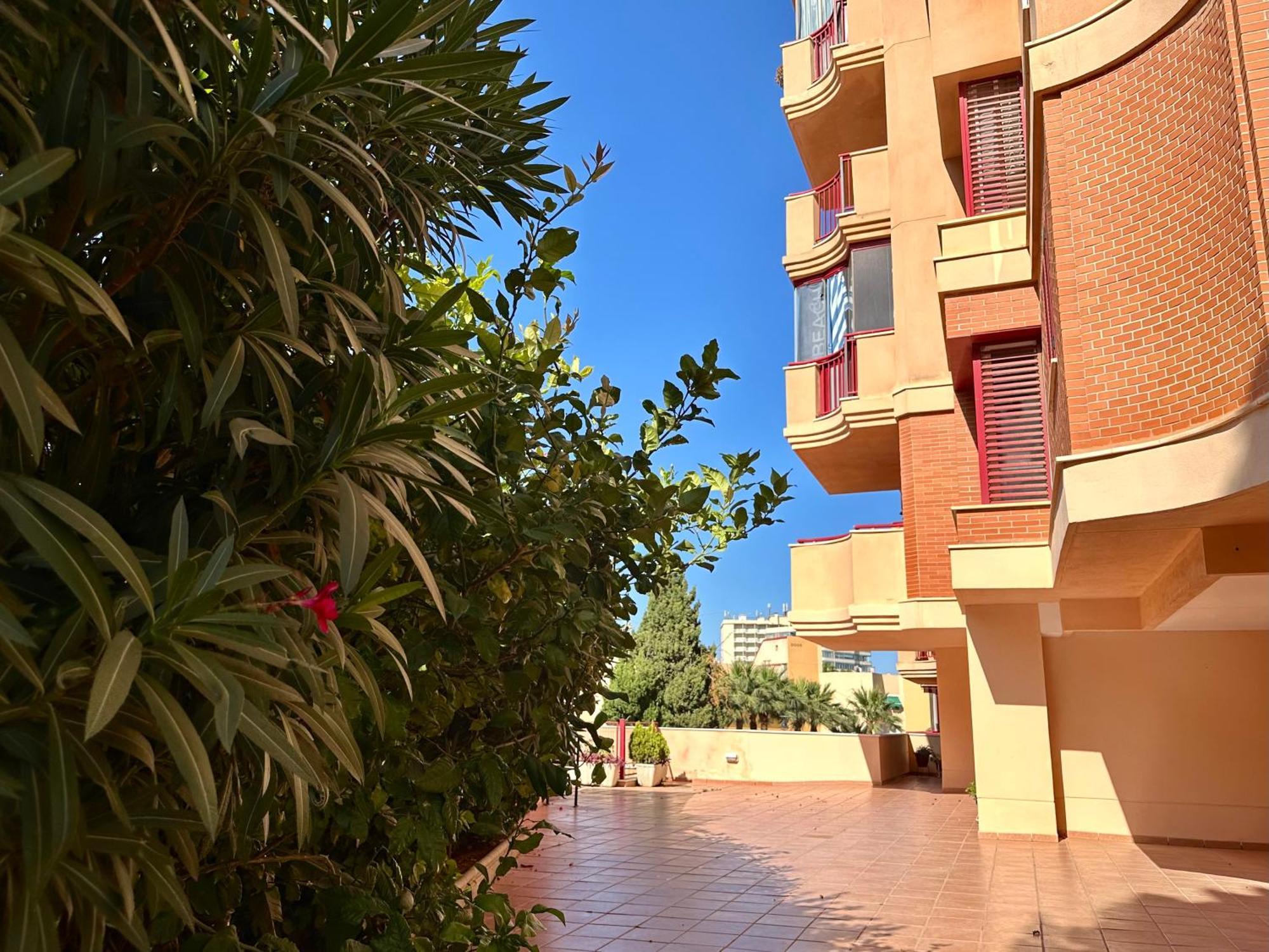פואנגירולה Costa Del Sol Seaside Studio - 5 Mins From Beach מראה חיצוני תמונה